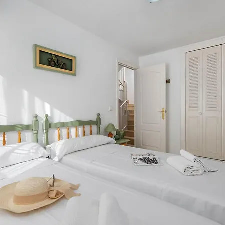 Apartamento Manzanera 1 - Plusholidays Διαμέρισμα *